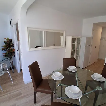 Διαμέρισμα Frente Al Mar Reformado A Estrenar Μαρμπέλλα